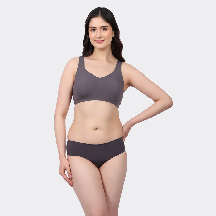 Light Grey / M / B
