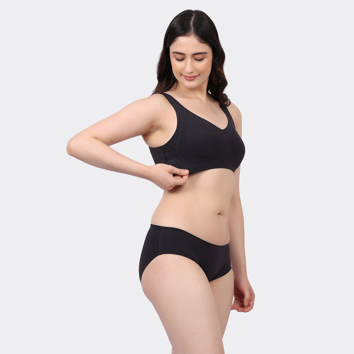 Women’s Seamless Bonded Slip-On Bra with Removable Pads and Full Coverage