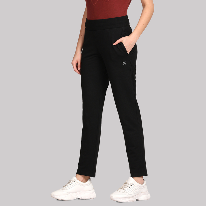 Women’s Track Pants for Training, Warm-Ups & Everyday Wear