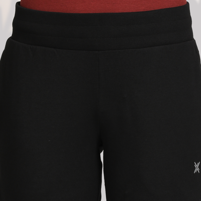 Women’s Track Pants for Training, Warm-Ups & Everyday Wear